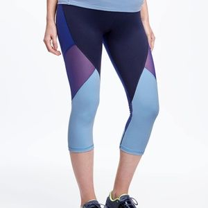 Maternity Full-panel Mesh-trim Compression Capris